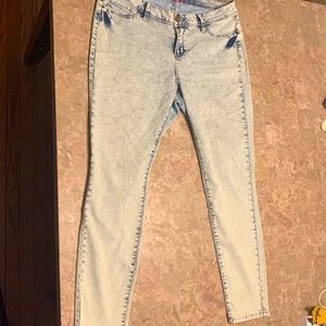 YIM White washed skinny jeans